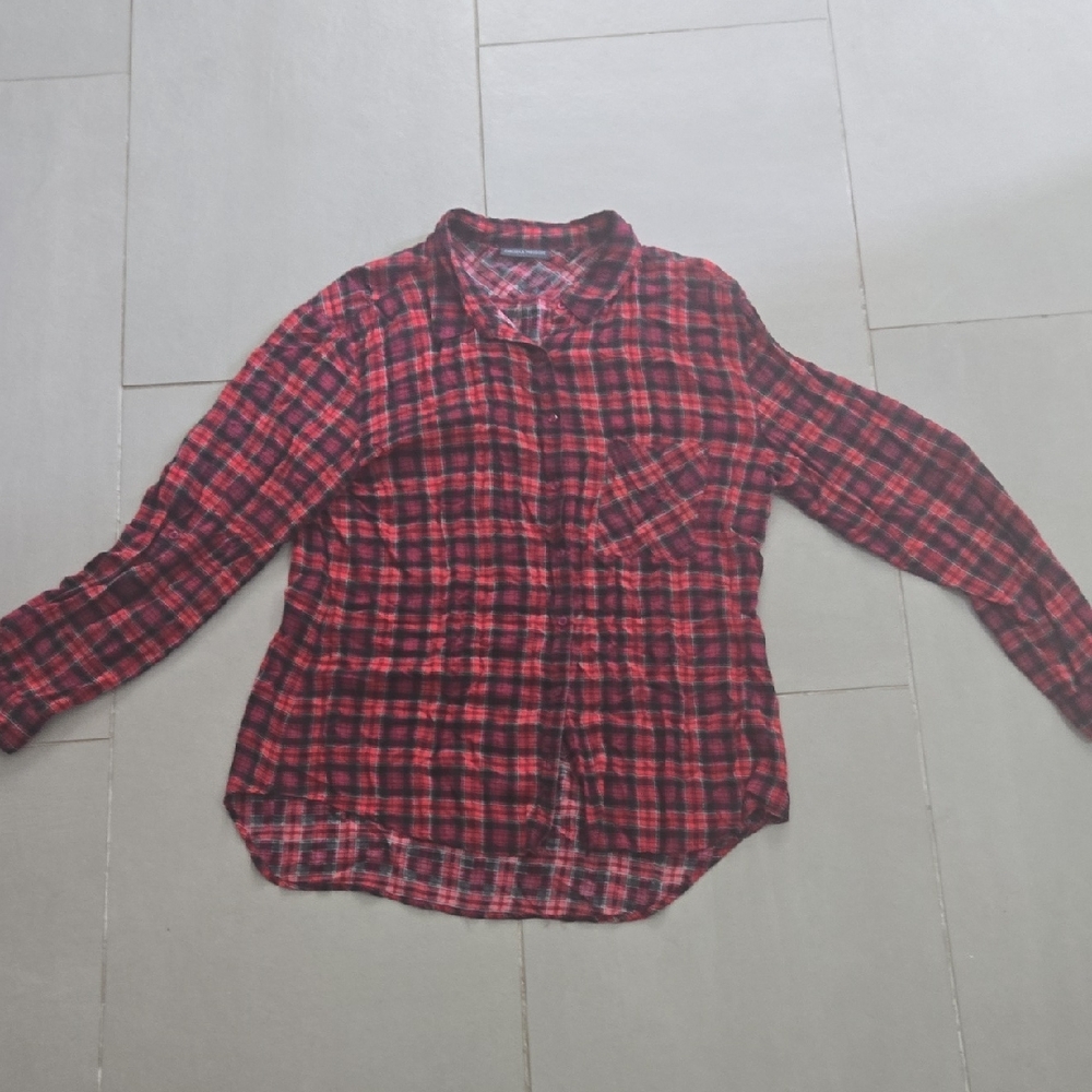 Chelsea & Theodore Red and Black Plaid Top. Light Weight Button Down